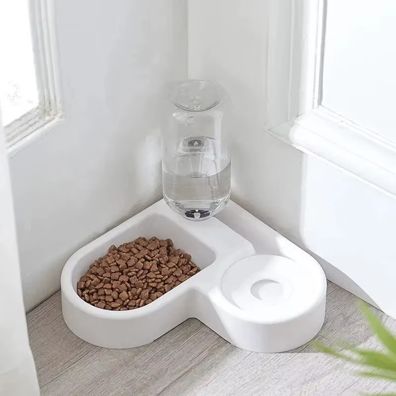 Multi-functional Drinking And Feeding